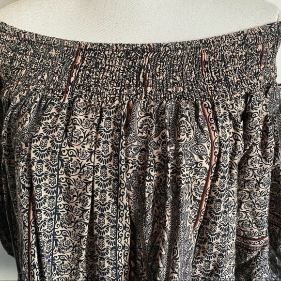 Anthropologie Vanessa Virginia • Augusta Off-Shoulder Lace Blouse - Picture 3 of 6